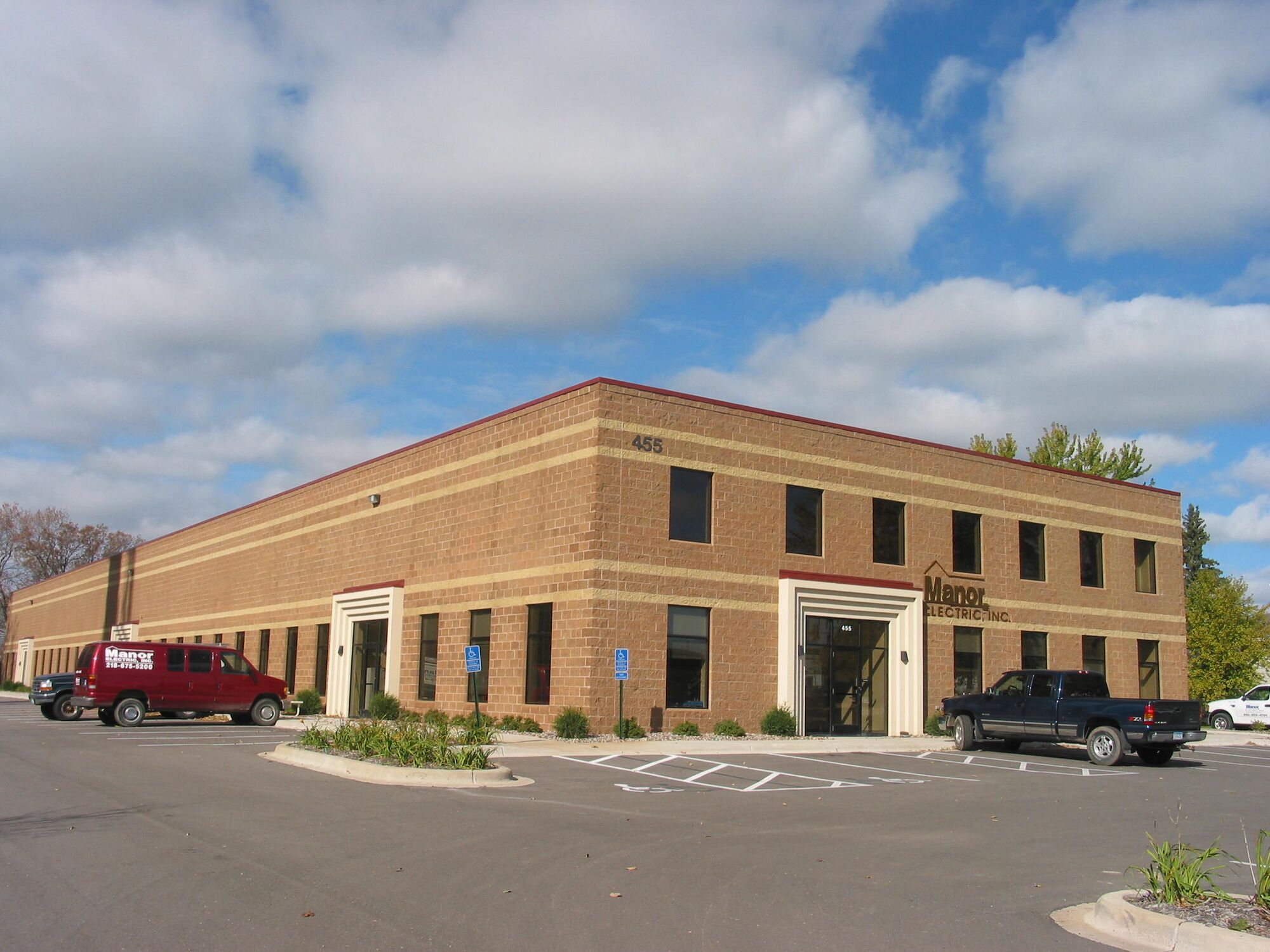 Long Lake Business Center in Long Lake, MN